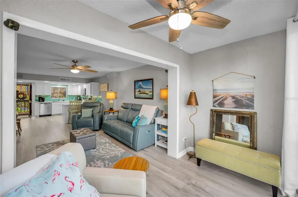 203 Tarpon Point Tarpon Springs FL 34689