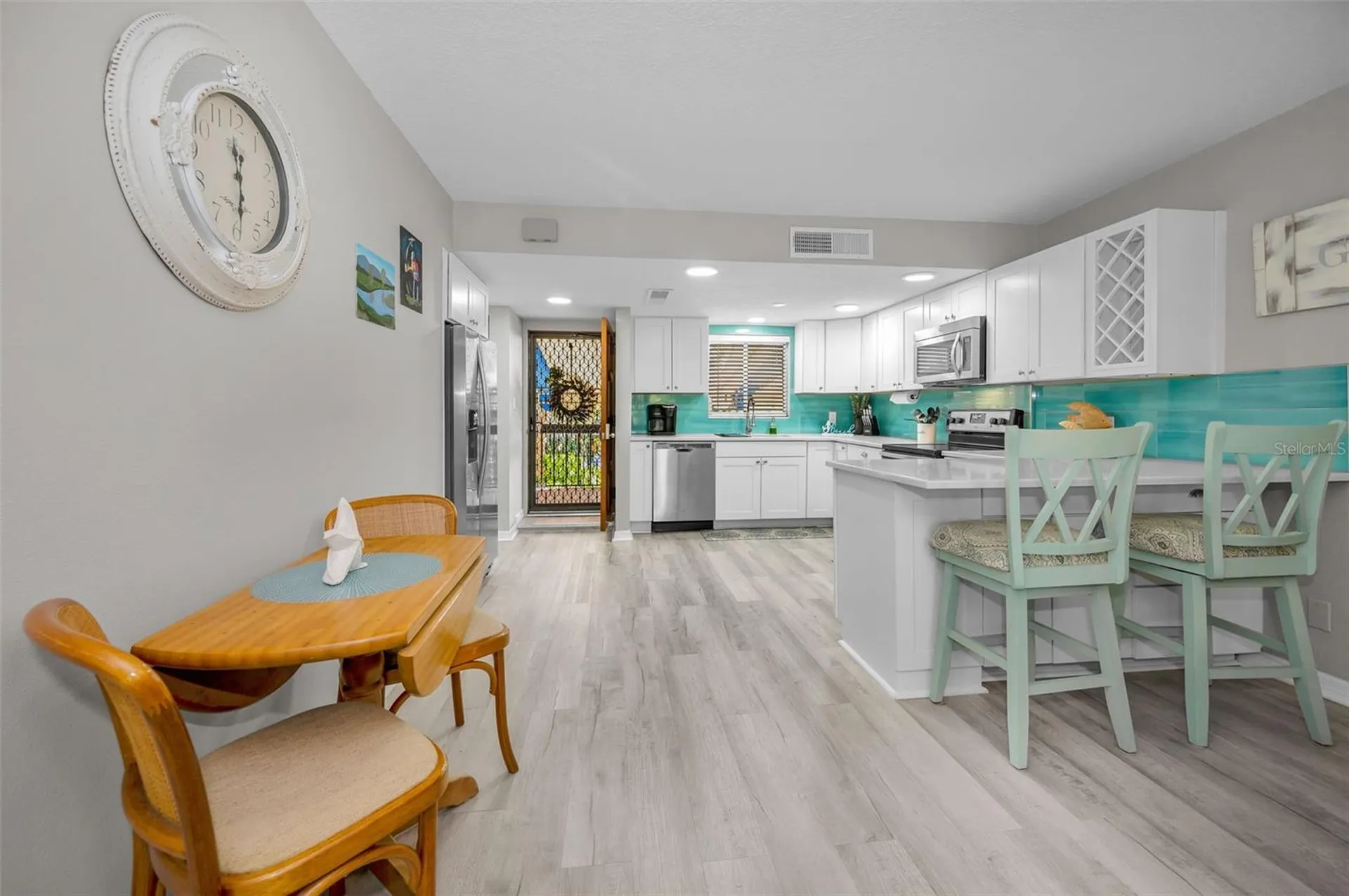 203 Tarpon Point Tarpon Springs FL 34689