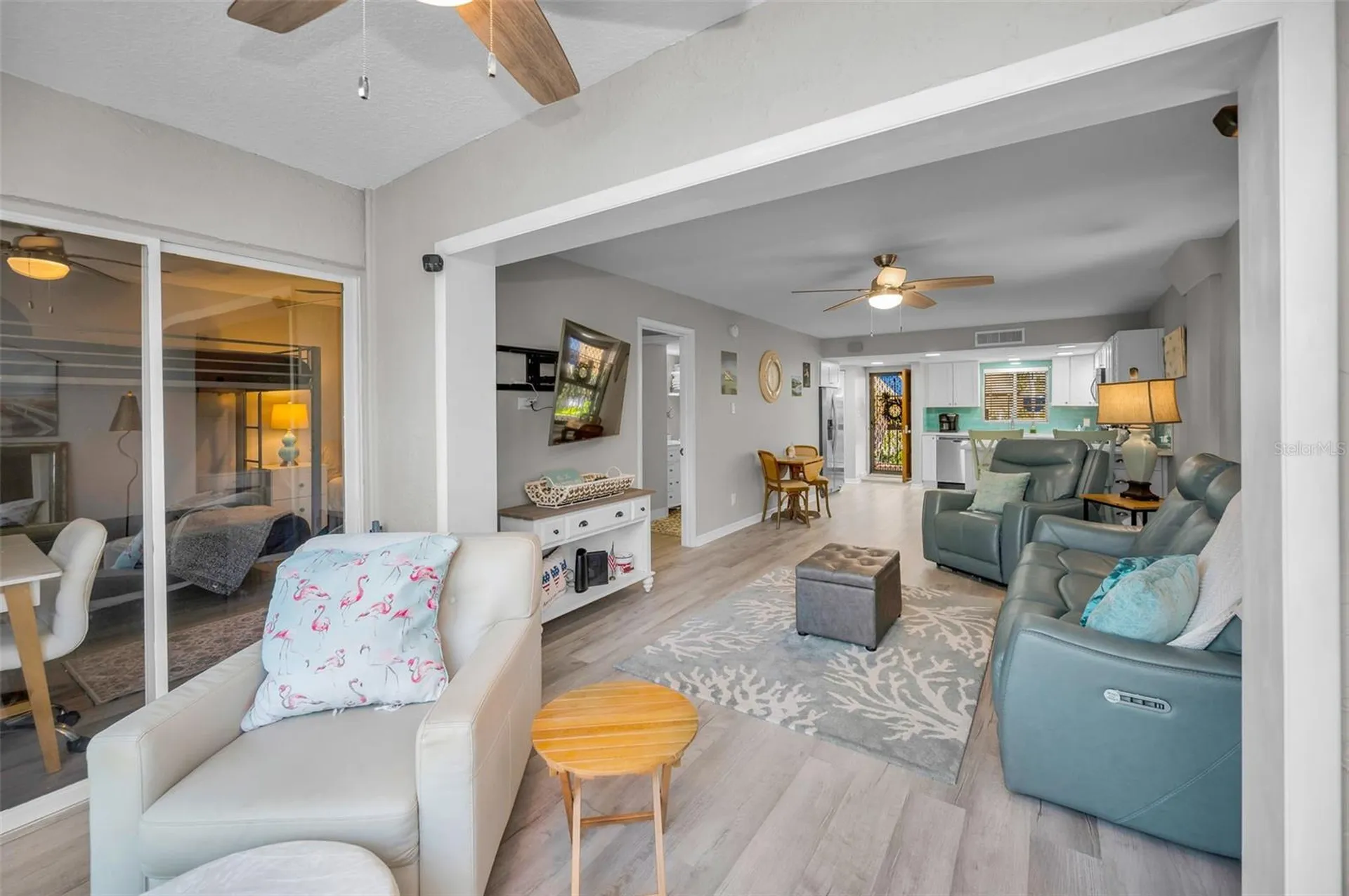 203 Tarpon Point Tarpon Springs FL 34689