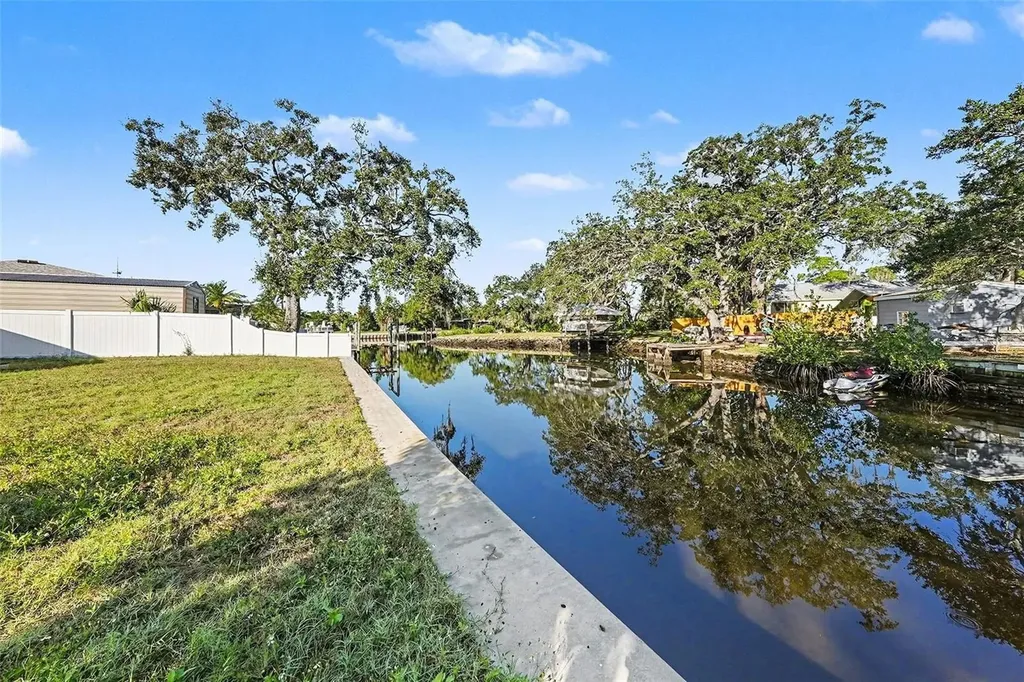 8817 Audrey Lane Tampa FL 33615