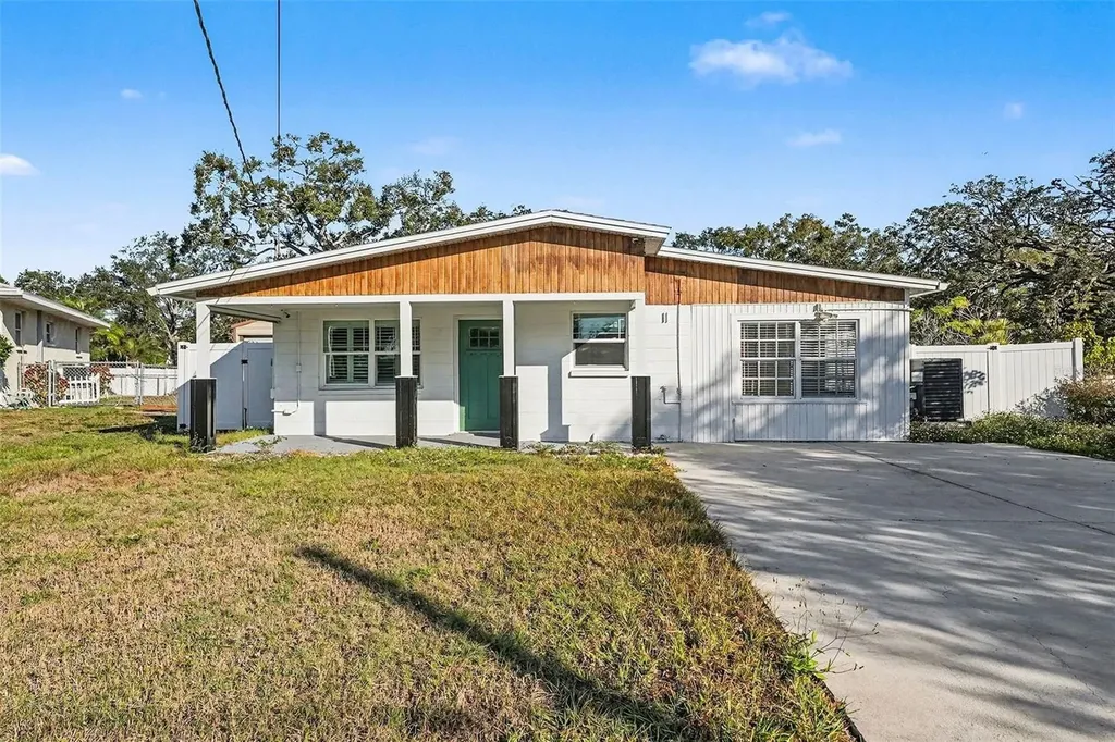 8817 Audrey Lane Tampa FL 33615