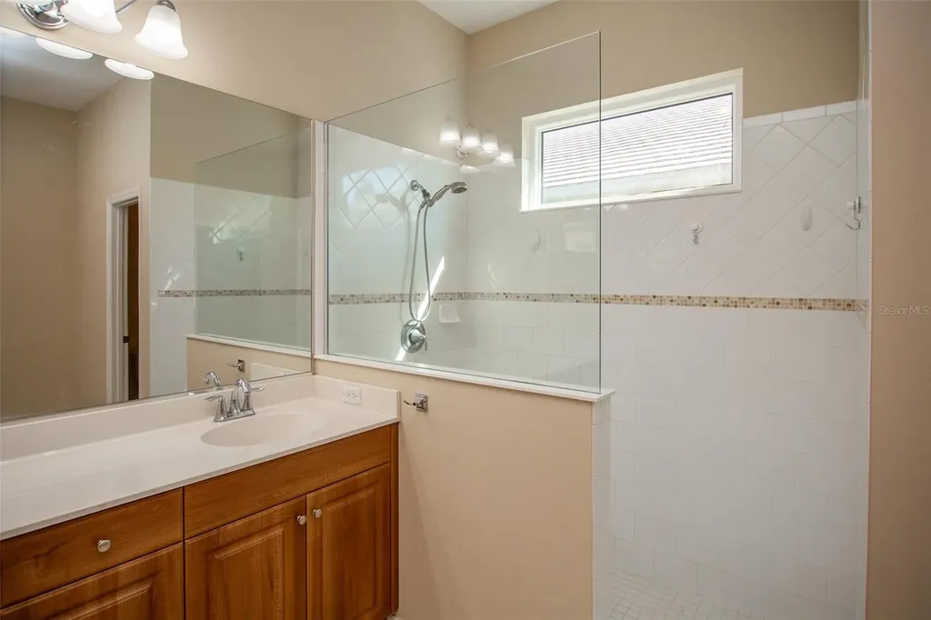 8520 17th Drive NW Bradenton FL 34209