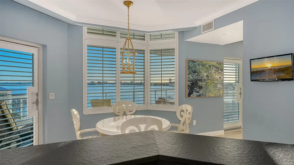 136 Golden Gate Point Sarasota FL 34236