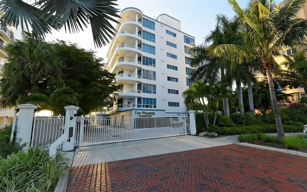 136 Golden Gate Point Sarasota FL 34236