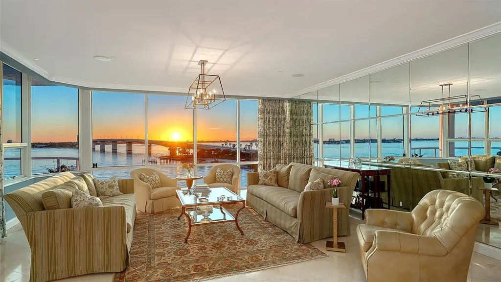 136 Golden Gate Point Sarasota FL 34236