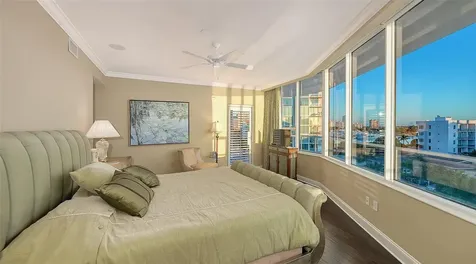 136 Golden Gate Point Sarasota FL 34236