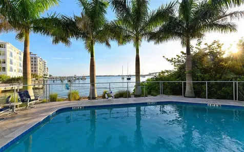 136 Golden Gate Point Sarasota FL 34236