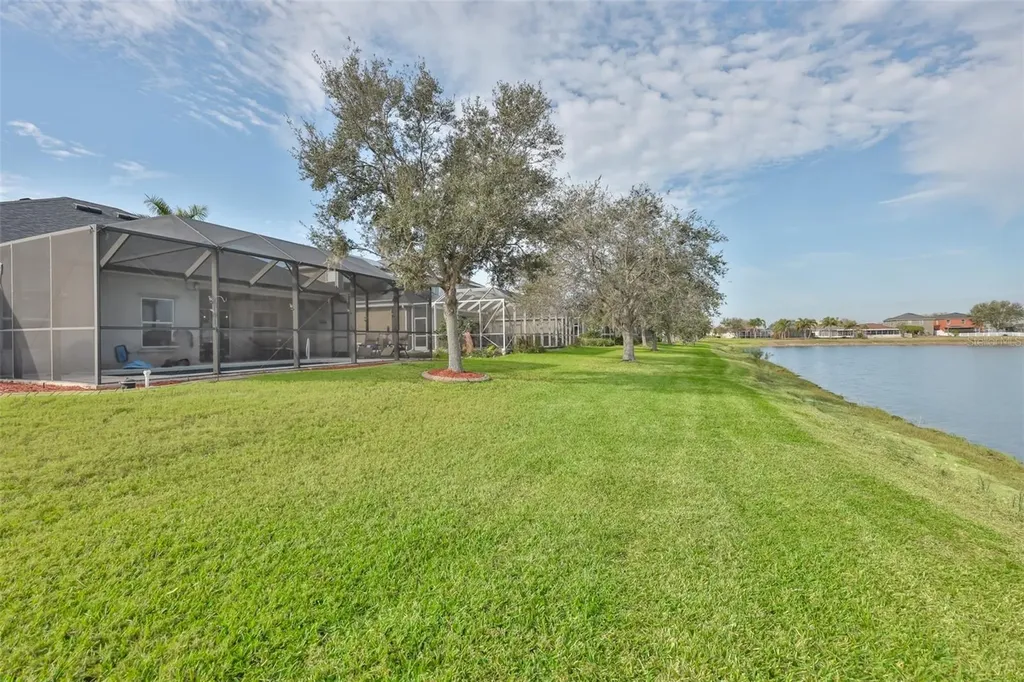 823 Seminole Sky Drive Ruskin FL 33570