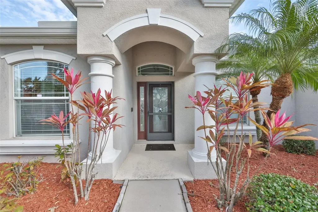 823 Seminole Sky Drive Ruskin FL 33570