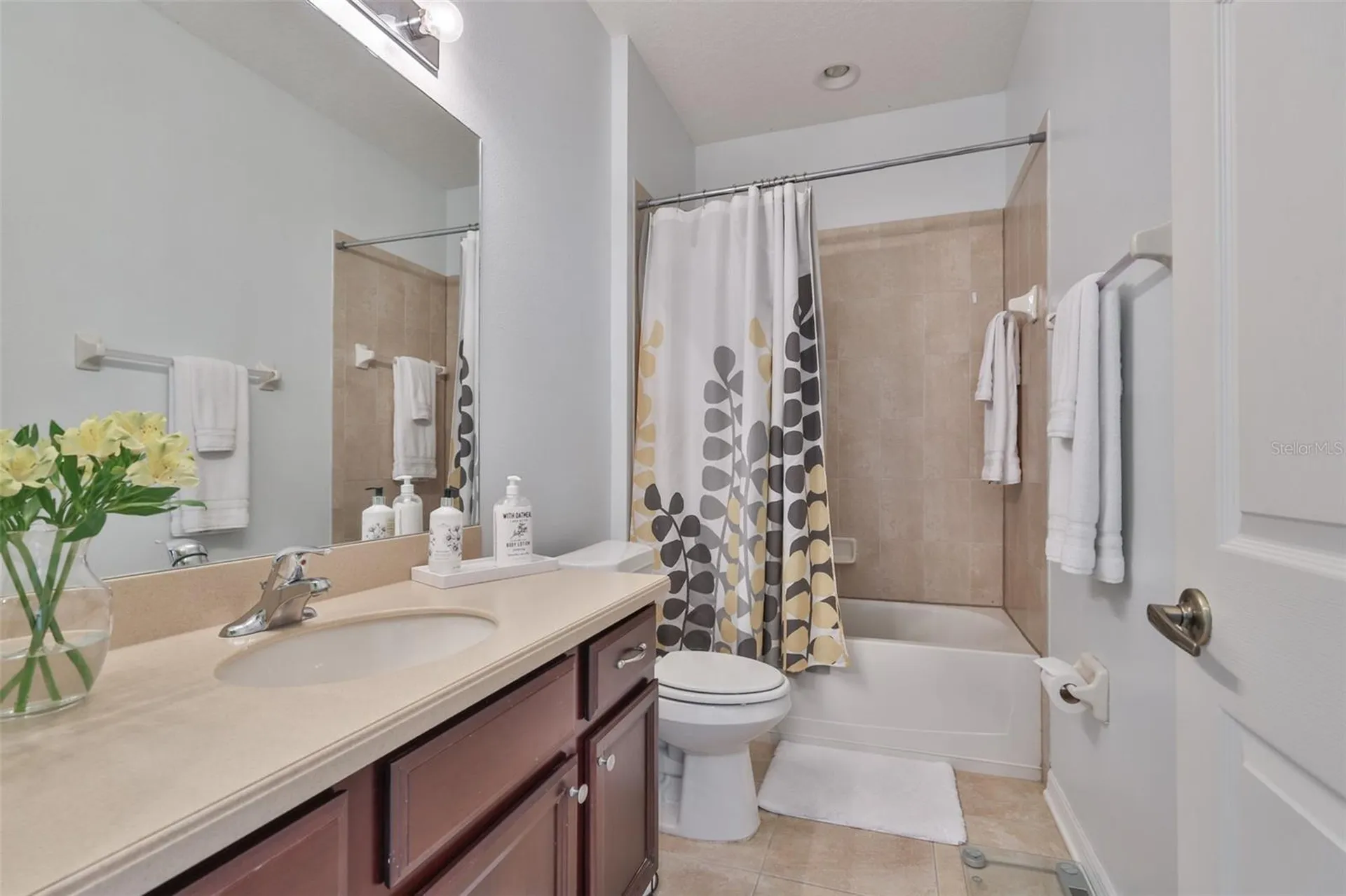 823 Seminole Sky Drive Ruskin FL 33570