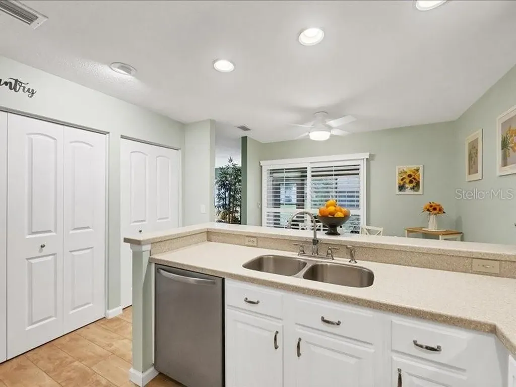 4021 Oakhurst Drive Sarasota FL 34233