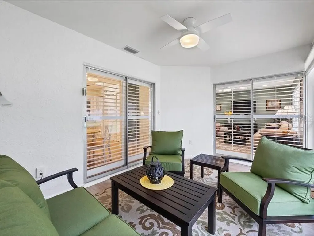 4021 Oakhurst Drive Sarasota FL 34233
