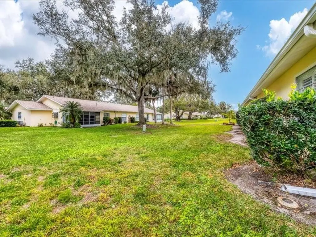 4021 Oakhurst Drive Sarasota FL 34233