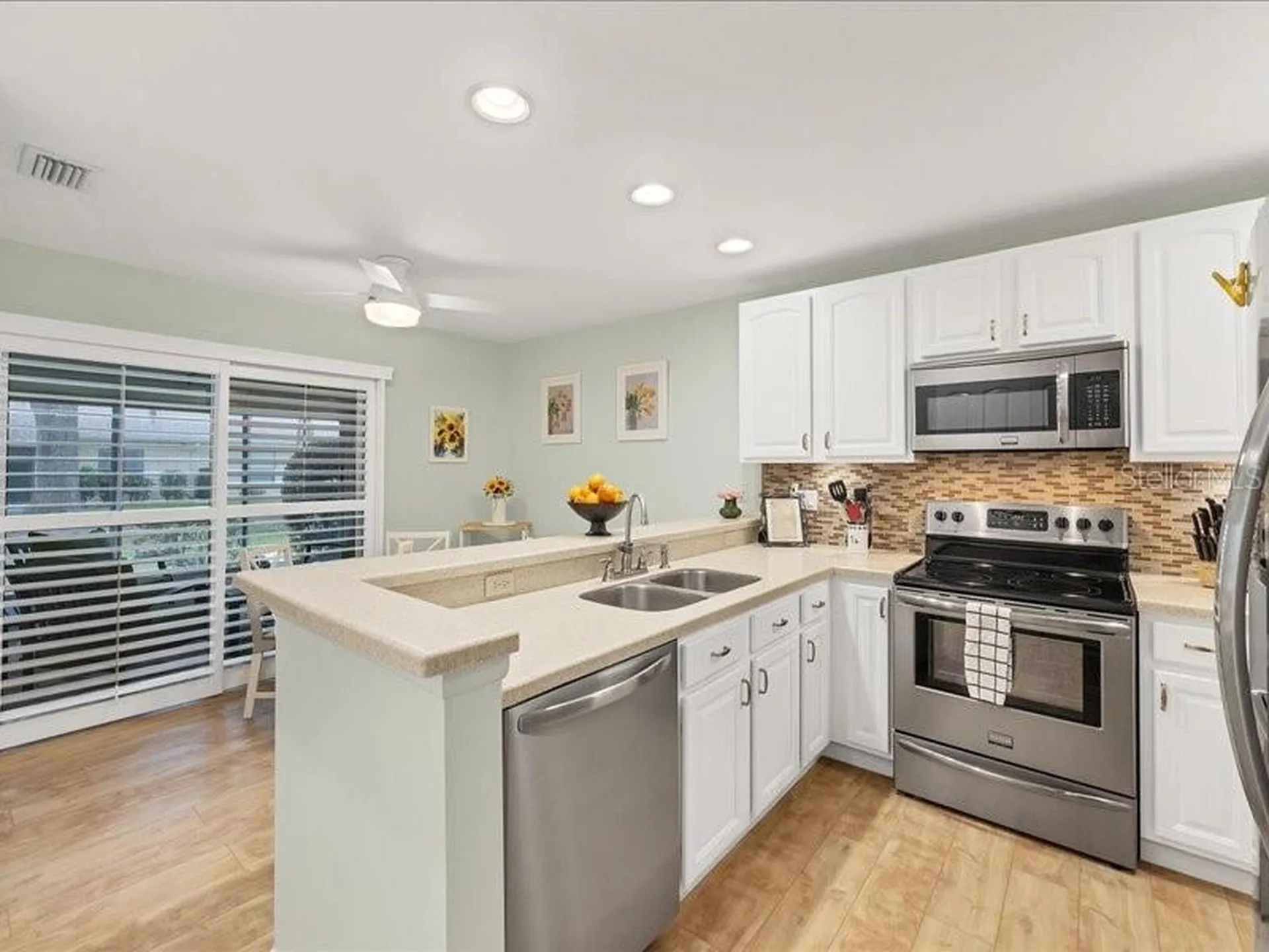 4021 Oakhurst Drive Sarasota FL 34233