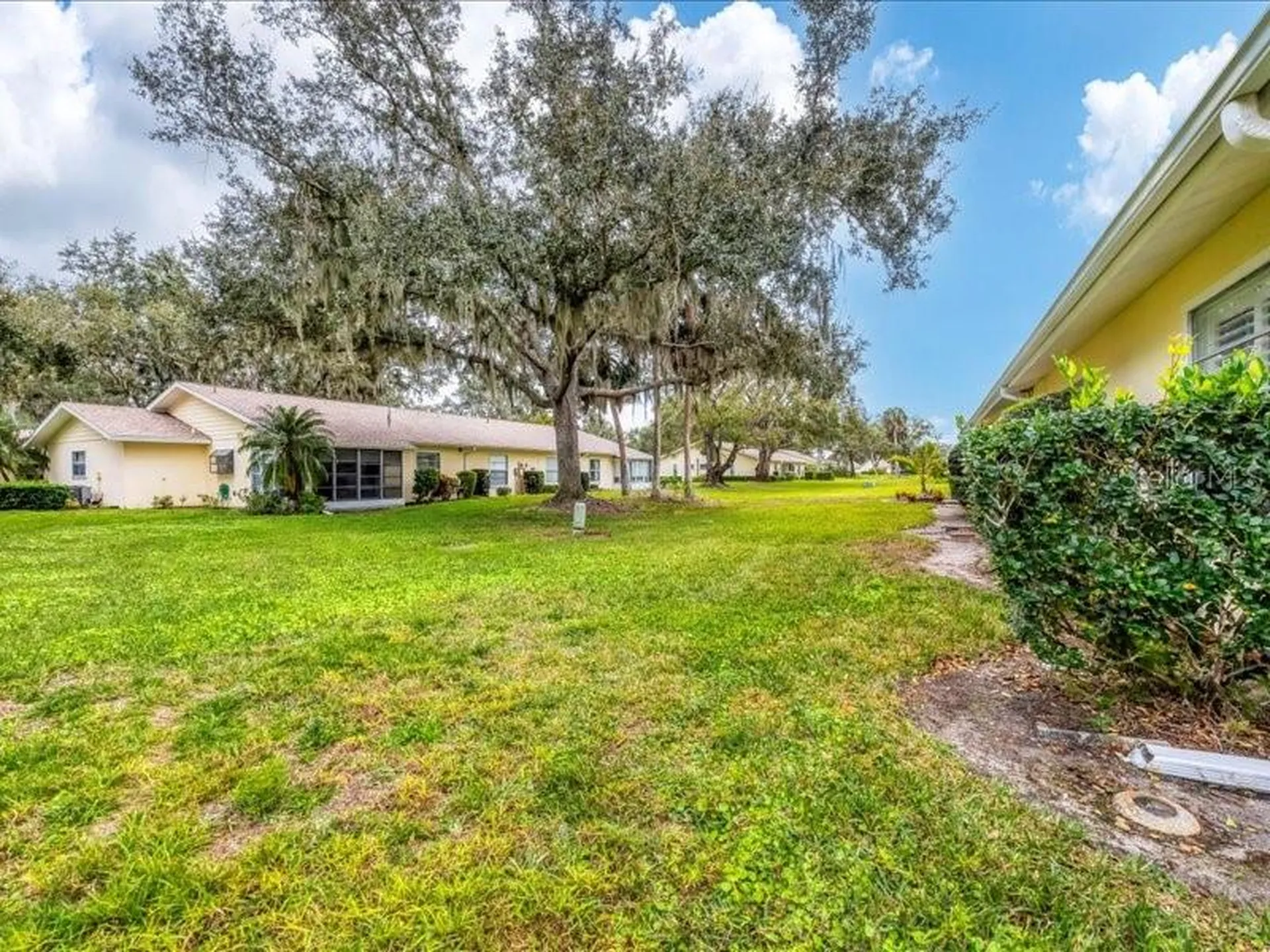 4021 Oakhurst Drive Sarasota FL 34233