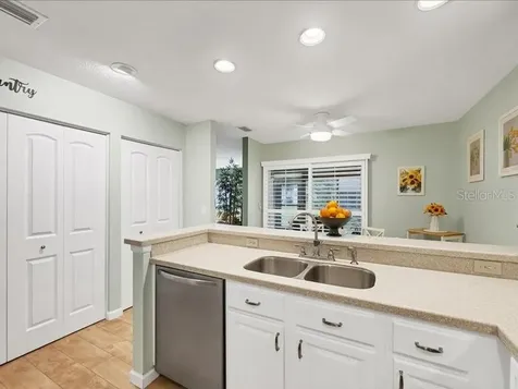 4021 Oakhurst Drive Sarasota FL 34233