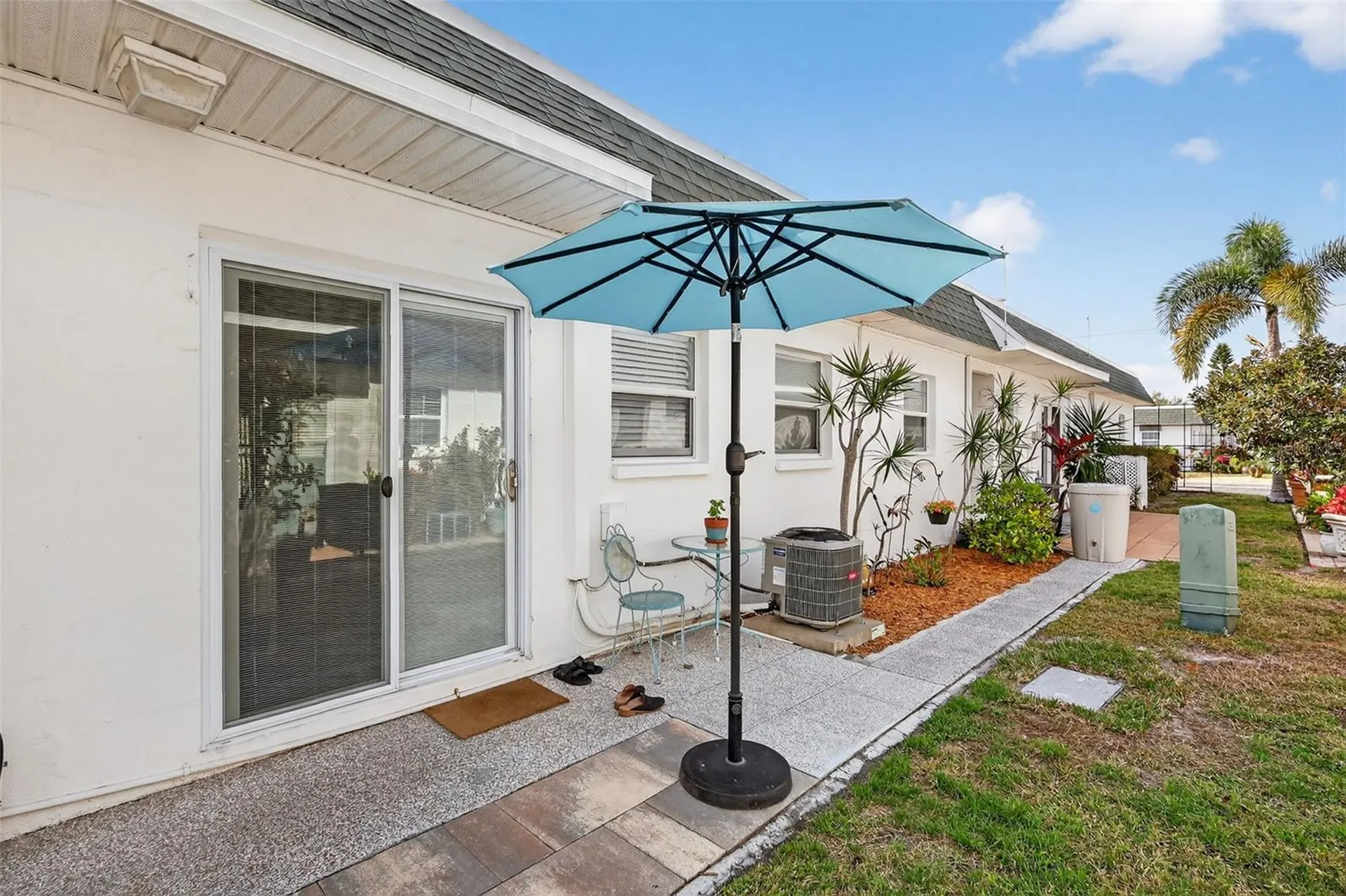 7825 38th Terrace N St Petersburg FL 33709
