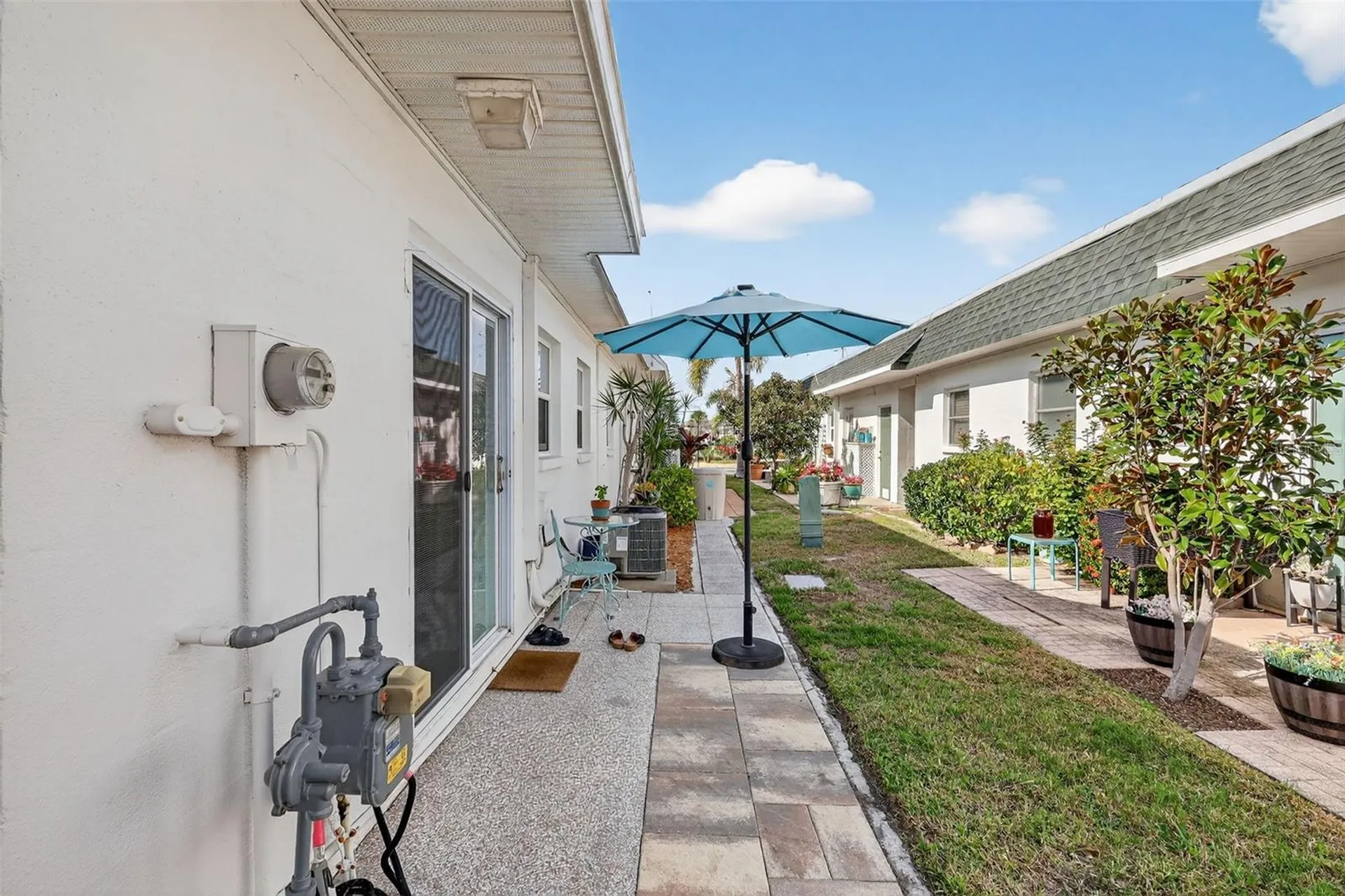 7825 38th Terrace N St Petersburg FL 33709