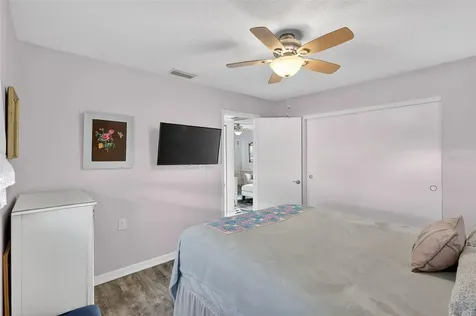 7825 38th Terrace N St Petersburg FL 33709