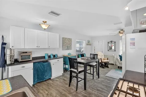 7825 38th Terrace N St Petersburg FL 33709