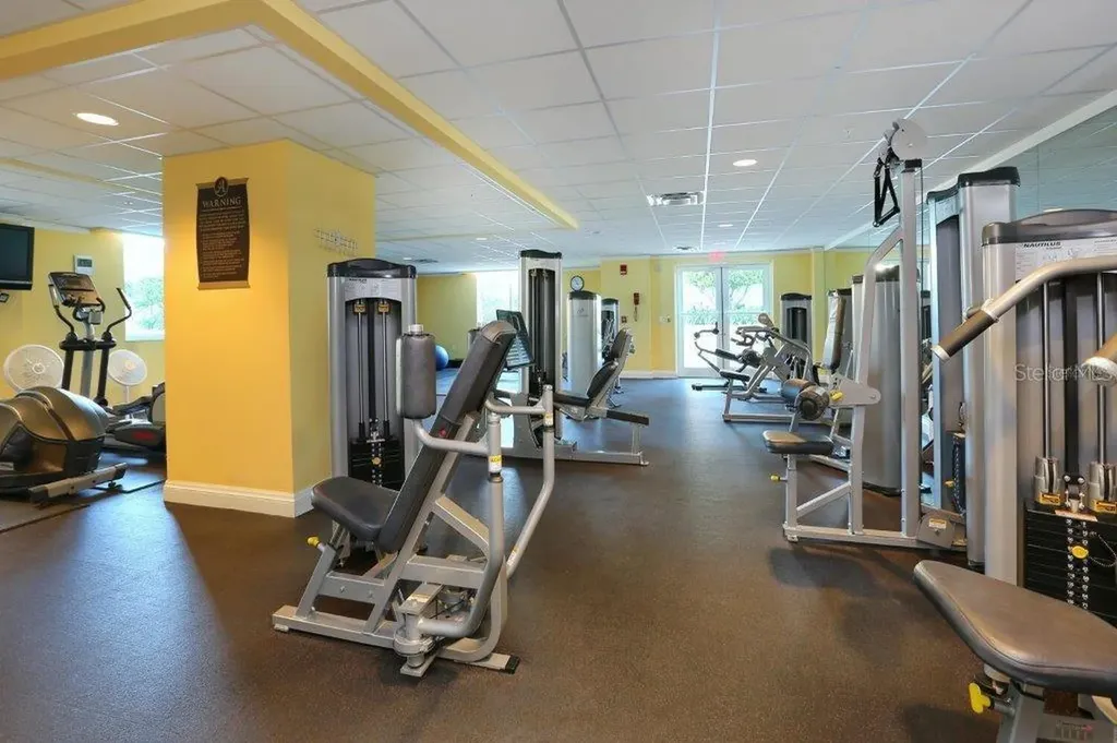 800 N Tamiami Trail Sarasota FL 34236