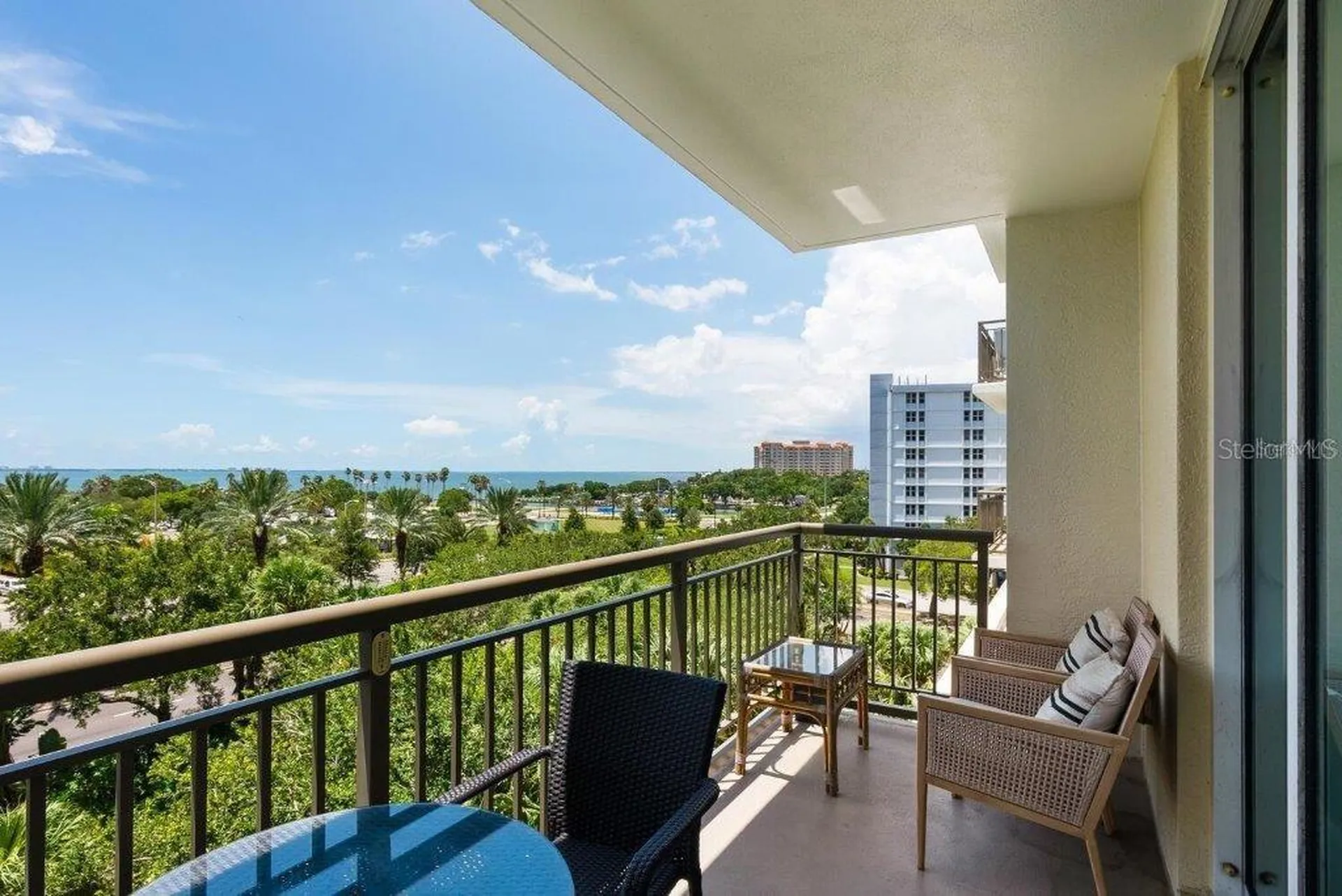 800 N Tamiami Trail Sarasota FL 34236