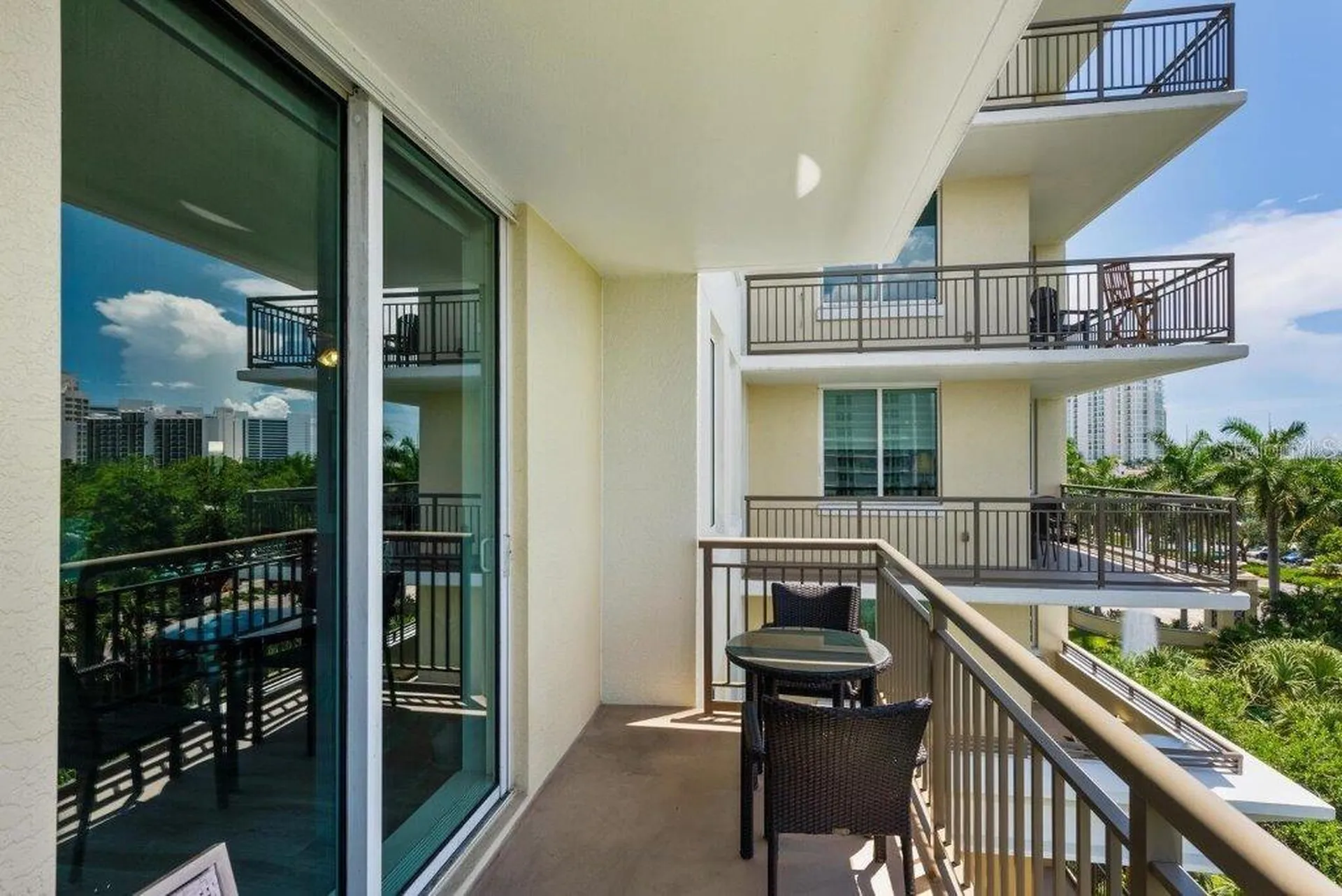 800 N Tamiami Trail Sarasota FL 34236