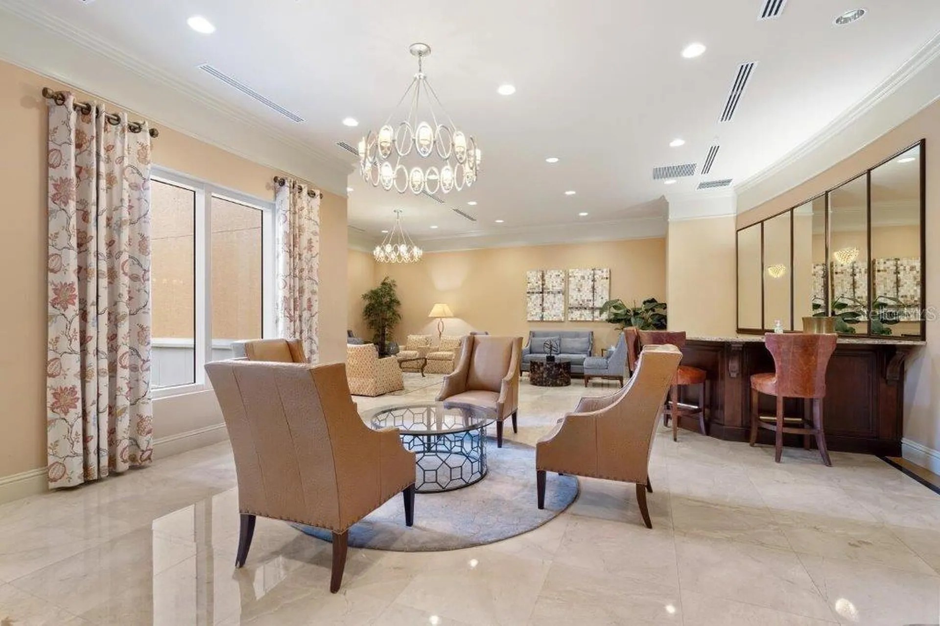 800 N Tamiami Trail Sarasota FL 34236