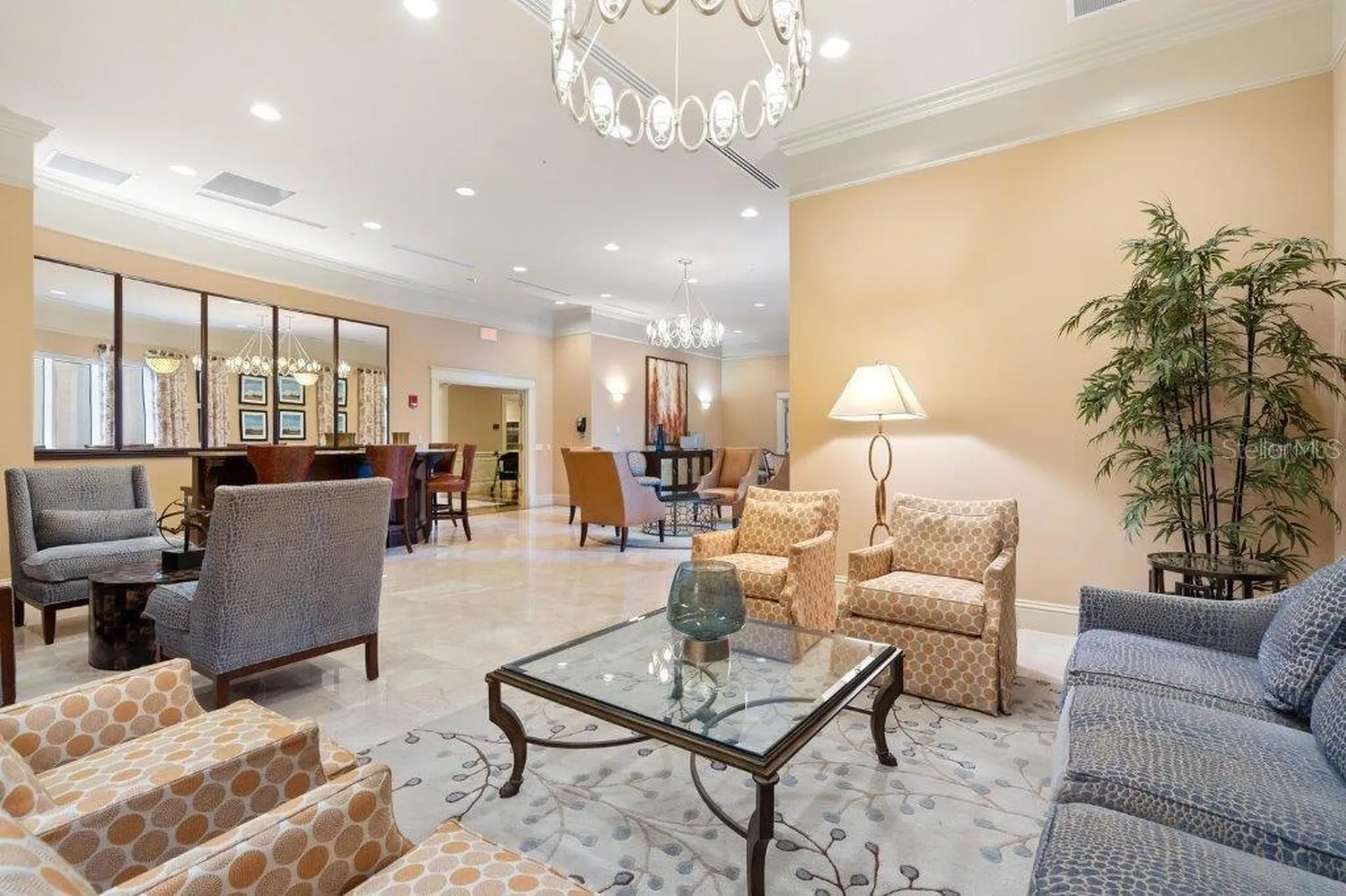 800 N Tamiami Trail Sarasota FL 34236
