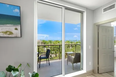 800 N Tamiami Trail Sarasota FL 34236