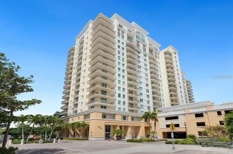 800 N Tamiami Trail Sarasota FL 34236