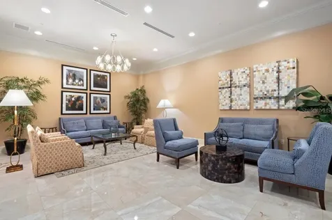 800 N Tamiami Trail Sarasota FL 34236