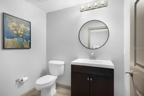 800 N Tamiami Trail Sarasota FL 34236