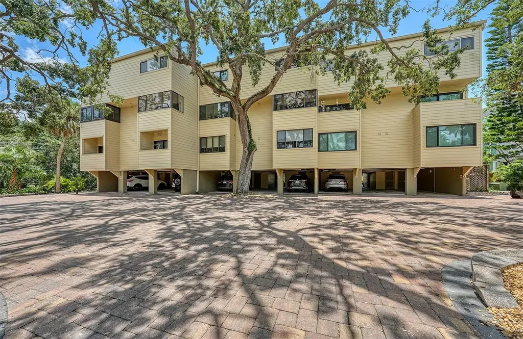 1740 Alderman Street Sarasota FL 34236