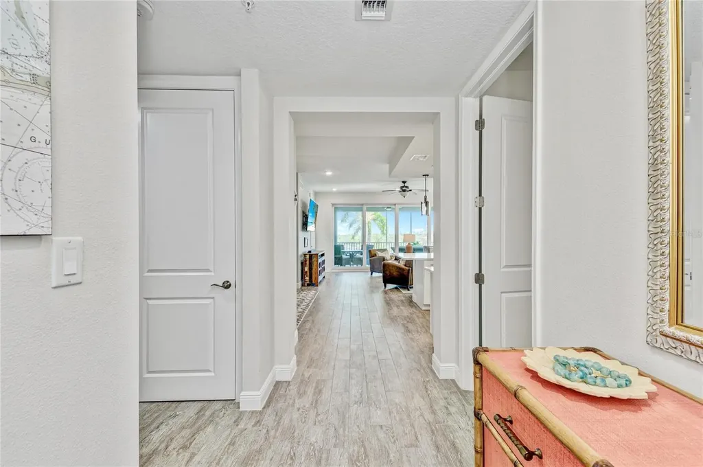 383 Aruba Circle Bradenton FL 34209