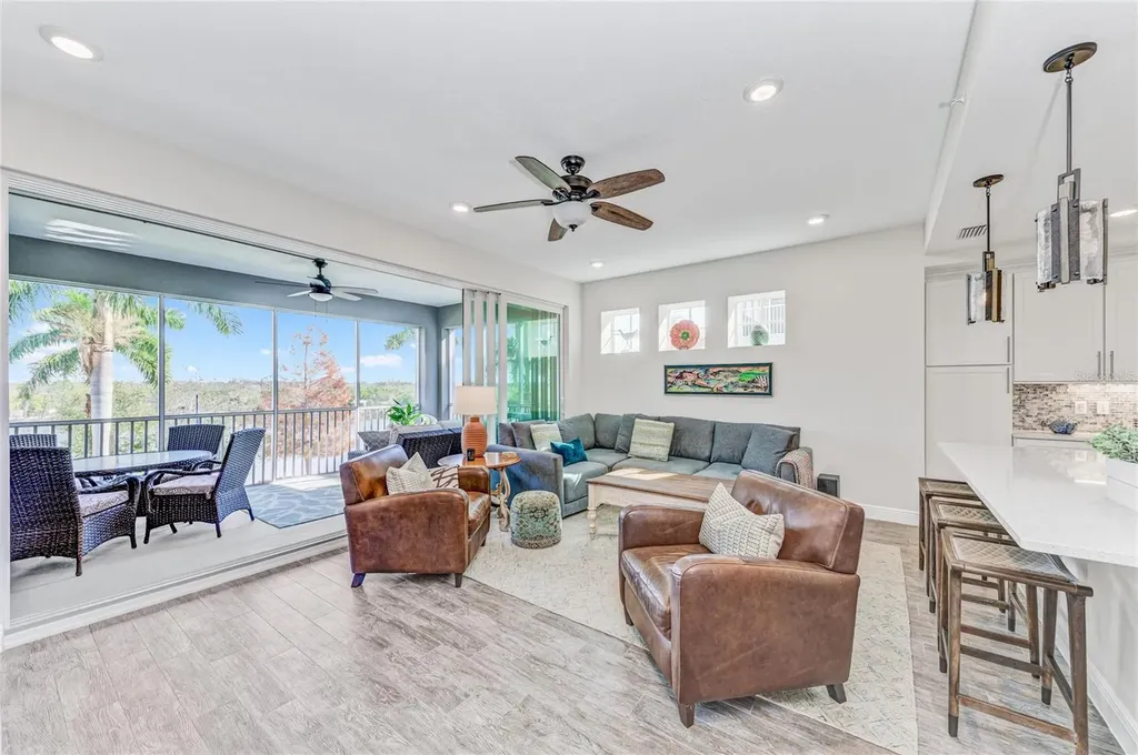 383 Aruba Circle Bradenton FL 34209