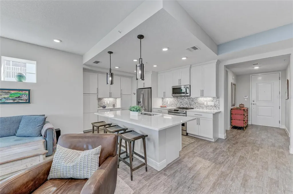 383 Aruba Circle Bradenton FL 34209
