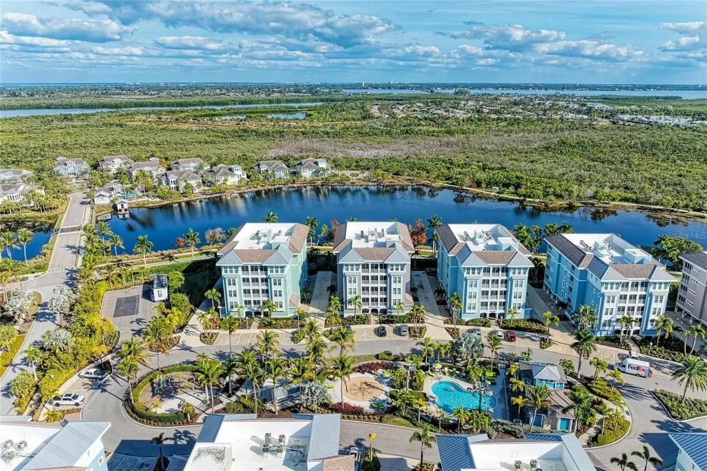 383 Aruba Circle Bradenton FL 34209