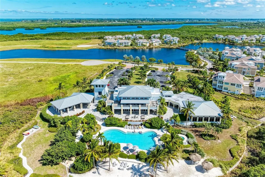 383 Aruba Circle Bradenton FL 34209