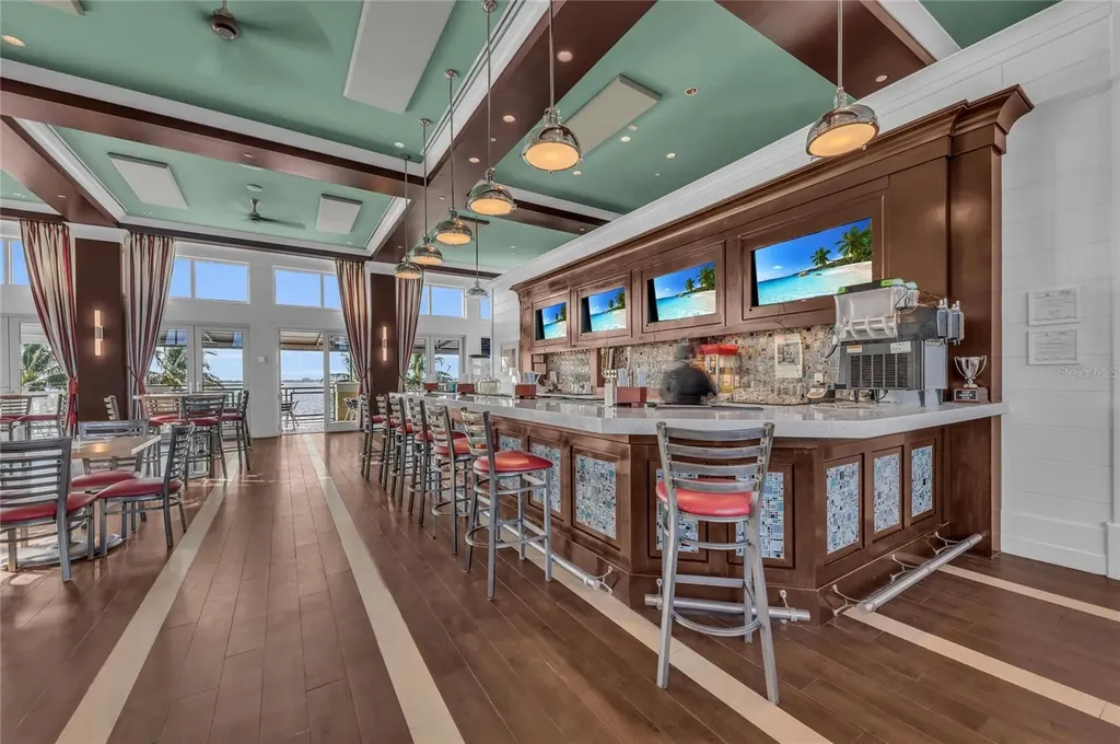 383 Aruba Circle Bradenton FL 34209