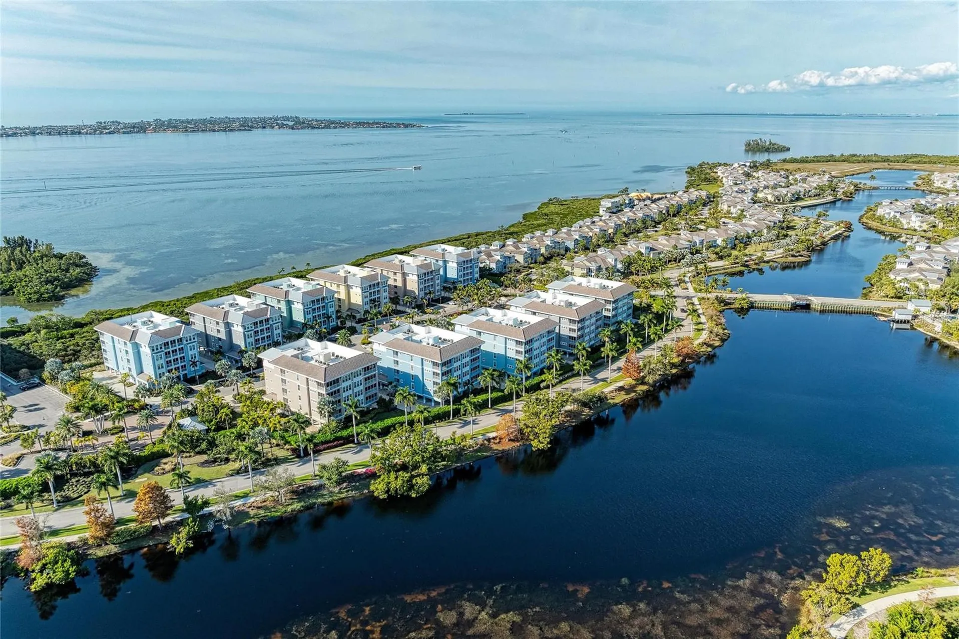 383 Aruba Circle Bradenton FL 34209