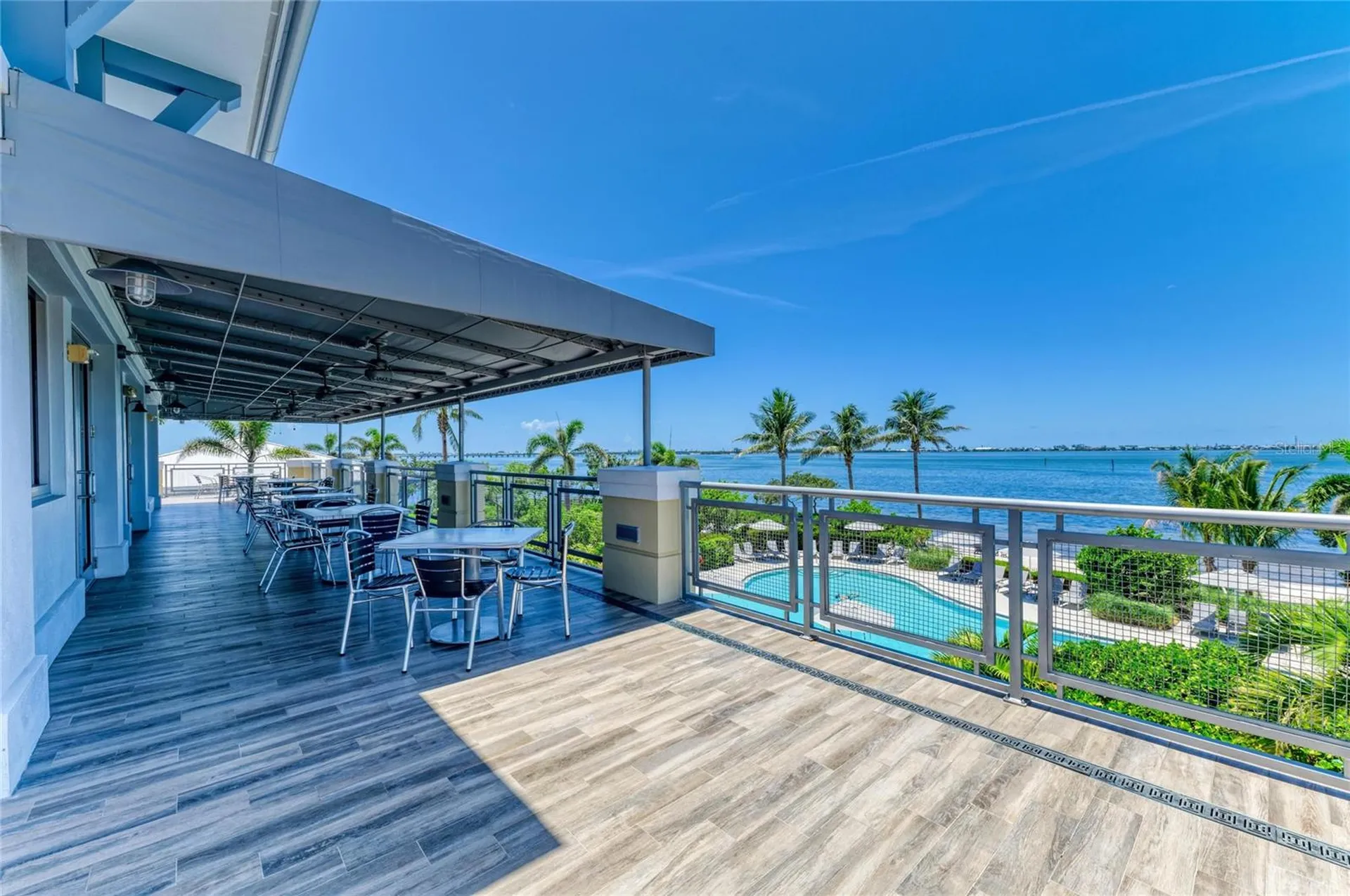 383 Aruba Circle Bradenton FL 34209