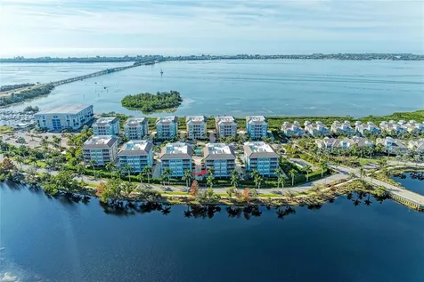 383 Aruba Circle Bradenton FL 34209
