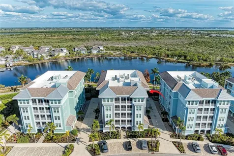 383 Aruba Circle Bradenton FL 34209
