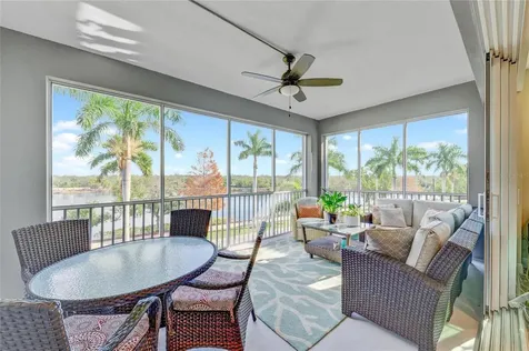 383 Aruba Circle Bradenton FL 34209