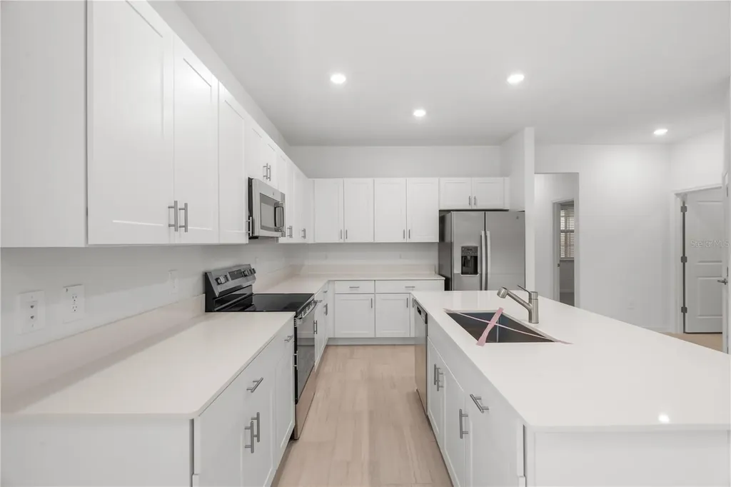 18170 Pleasantview Boulevard Land O Lakes FL 34638