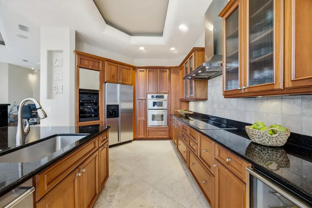 761 Norton Street Longboat Key FL 34228