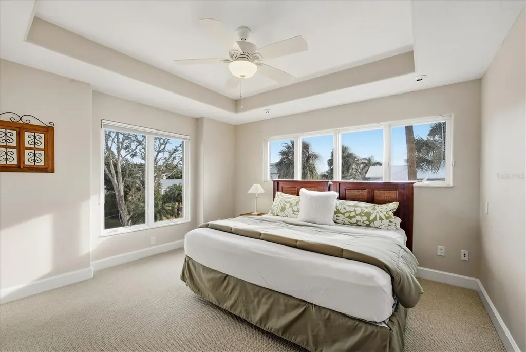 761 Norton Street Longboat Key FL 34228