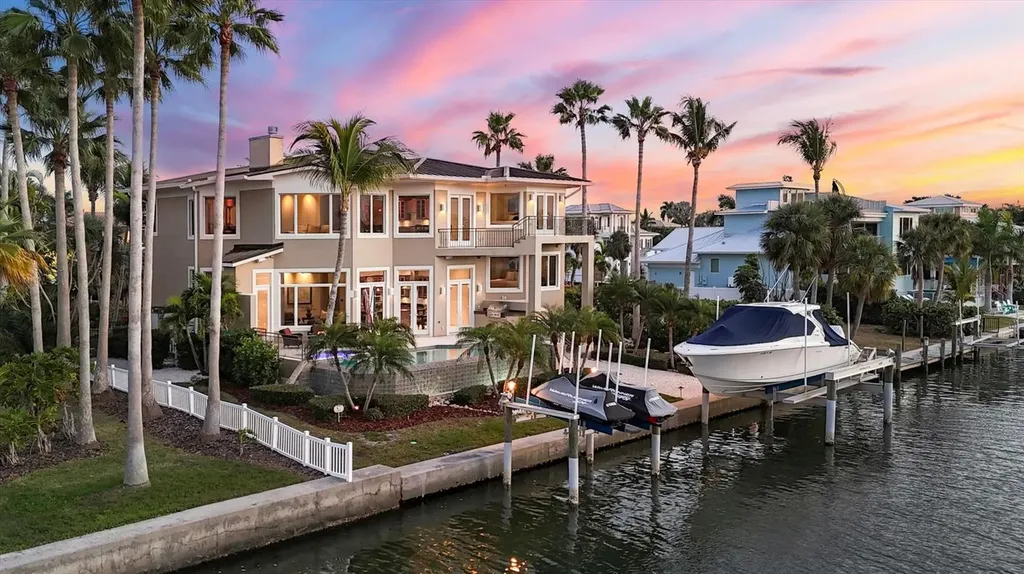 761 Norton Street Longboat Key FL 34228
