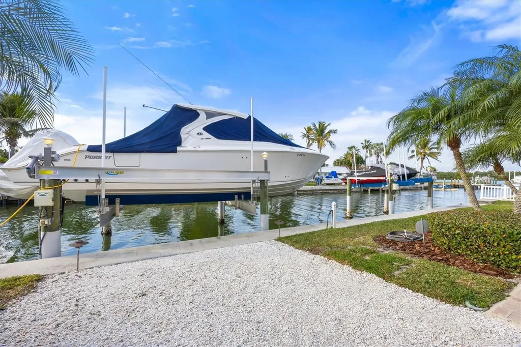 761 Norton Street Longboat Key FL 34228